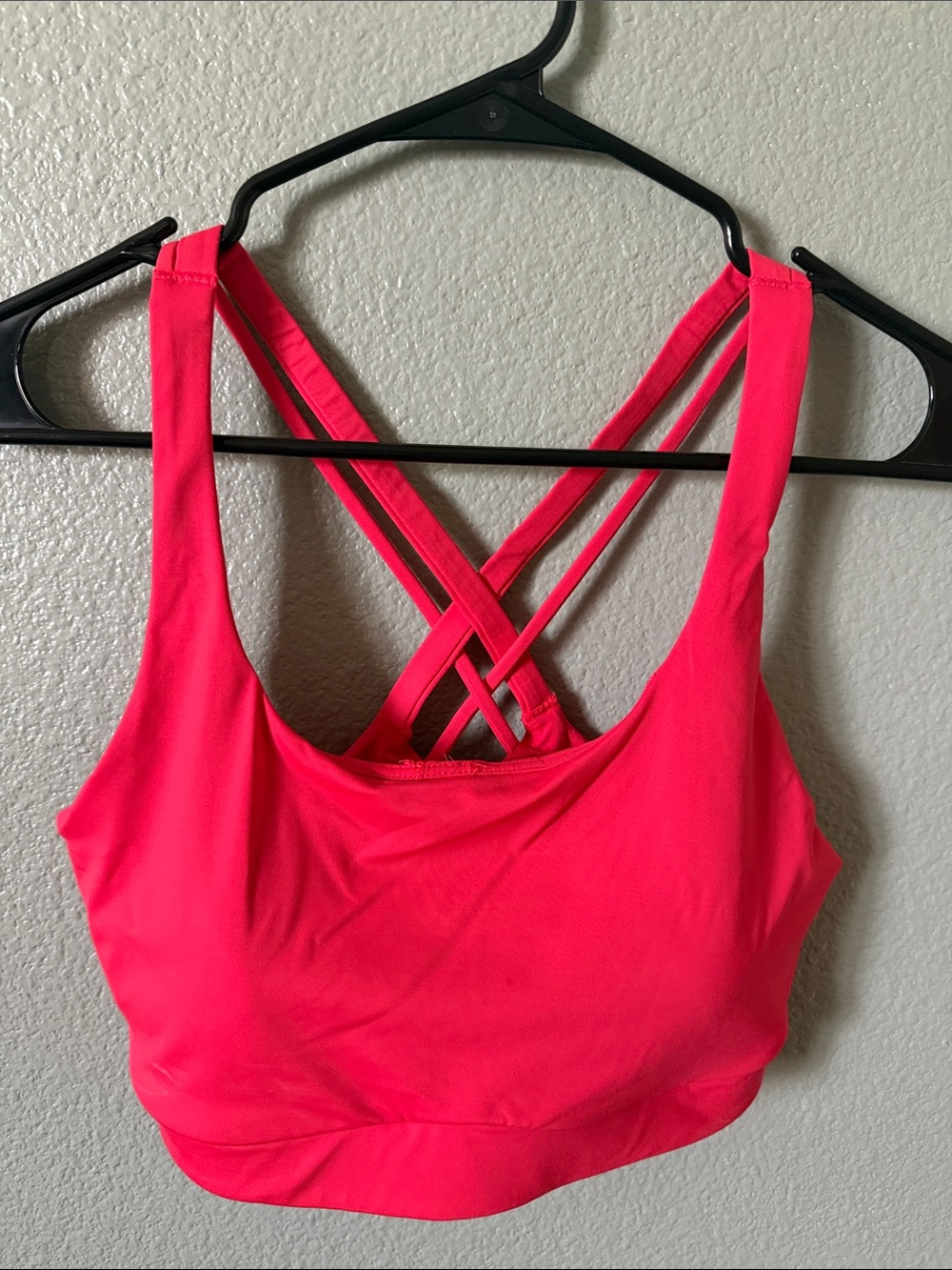 Women's red Strappy Sports Bra